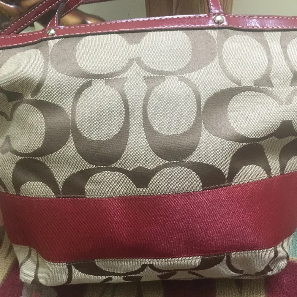 Authentic Coach Signature Striped Tote Bag - Picture 8 of 16